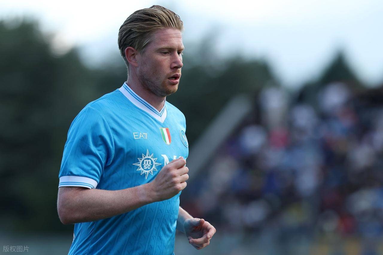 女排联赛第四轮精彩较量继续 江苏女排险胜天津