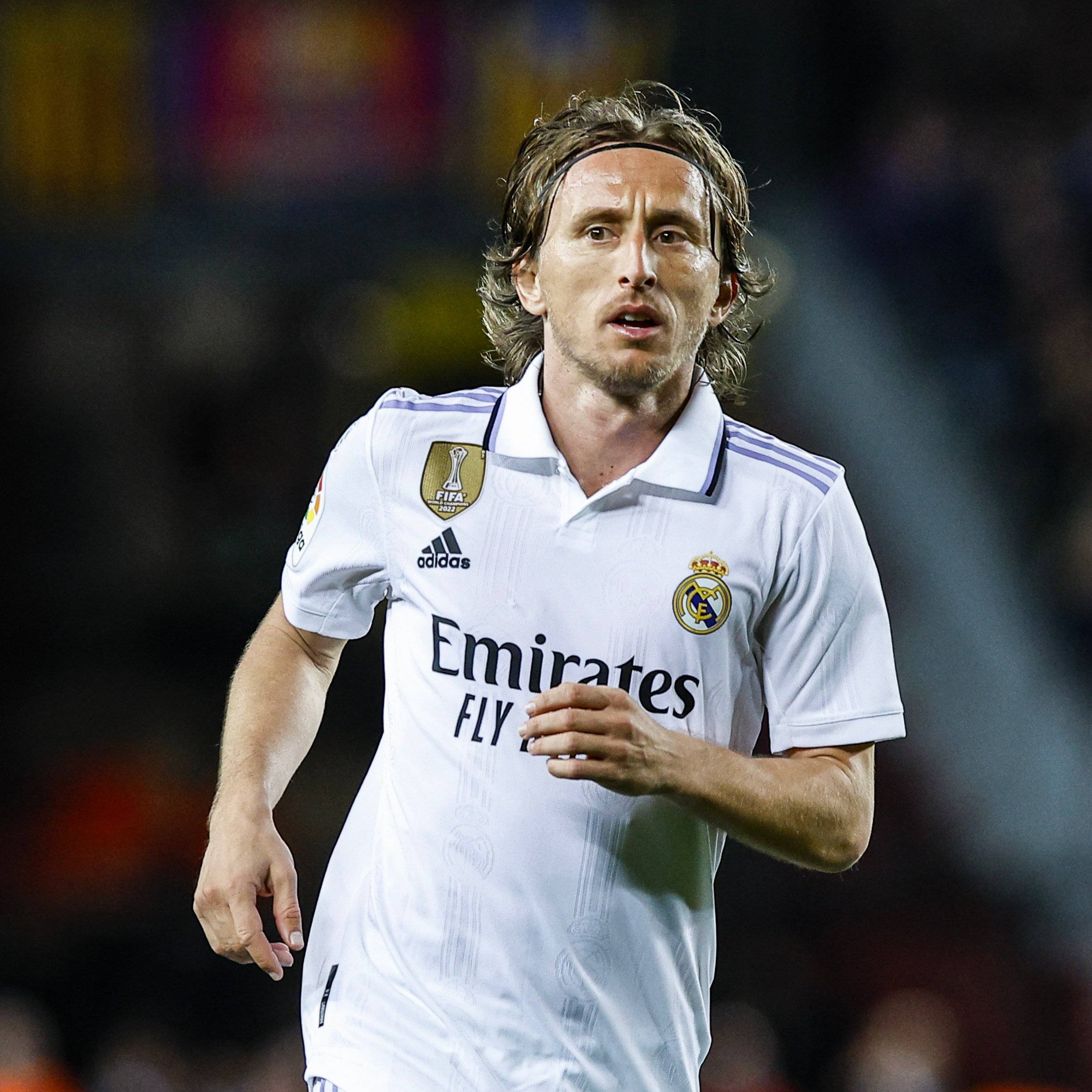 足球经济学：英超转播权卖出100亿天价