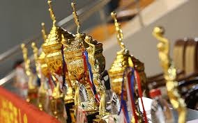 禁区内头球补射破门，毕津浩收获大连英博生涯首球